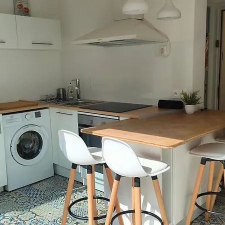 Confortable Avec Terrasse Proche Castillet Appartement *